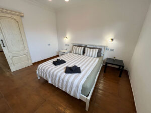Schlafzimmer-Bett